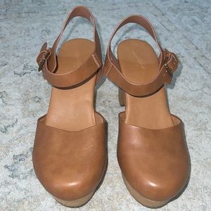 Universal Thread clogs